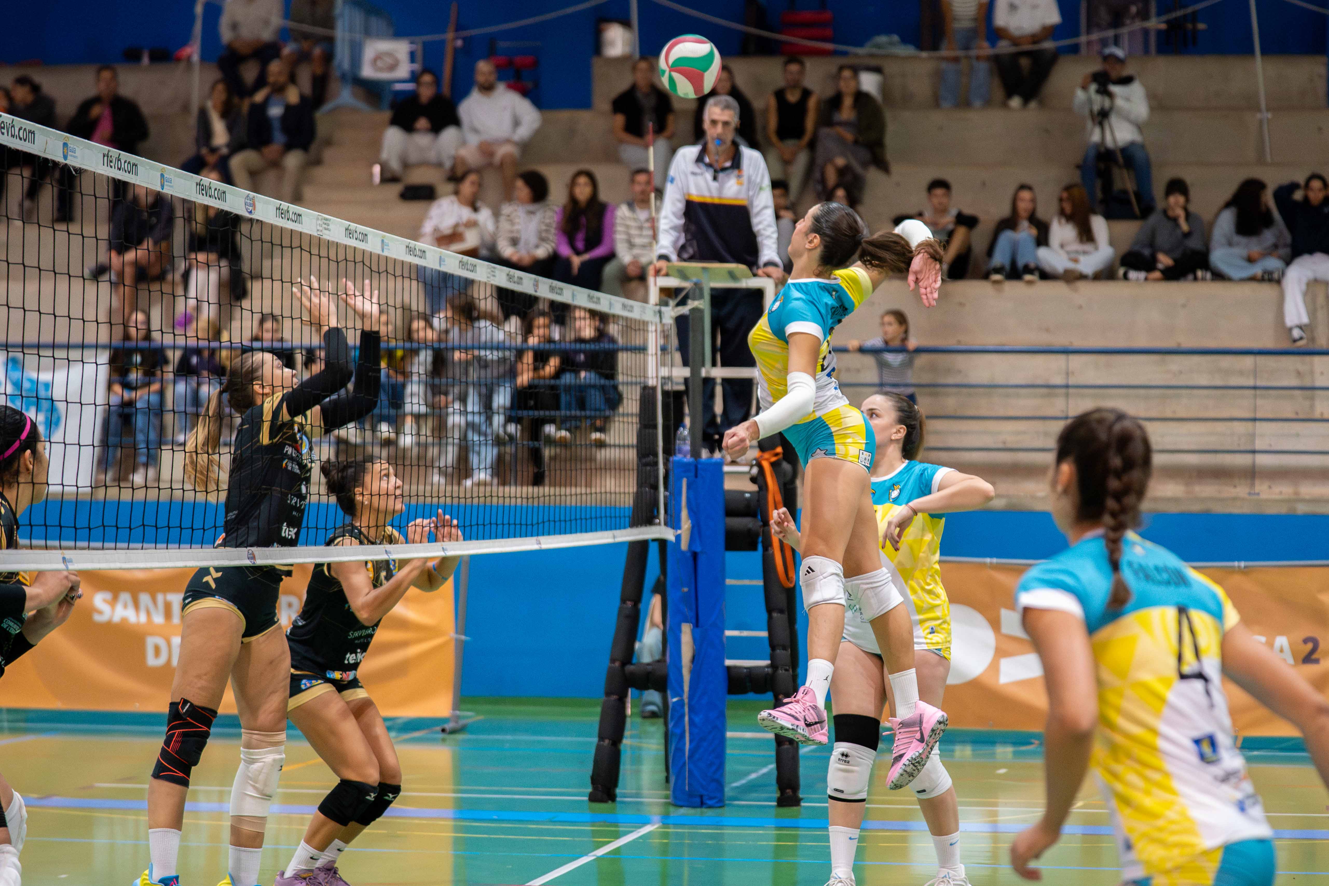 Los líderes no fallan en una novena jornada de Superliga Femenina 2