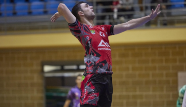 Álex Ribas, primera renovación del ConectaBalear CV Manacor