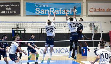 Un contundente Rotogal Boiro Voleibol se deshace de un combativo Ibiza Ushuaïa
