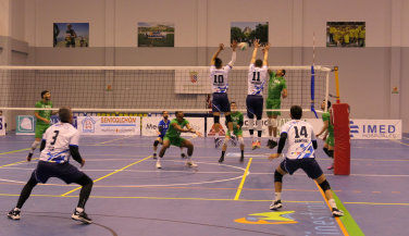 Servigroup Benidorm rompe su mala racha y vence a Extremadura Cáceres PH en el tie-break