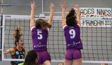 Victoria de mérito para el Vóley Cide Palma ante Mairena Vóley Club