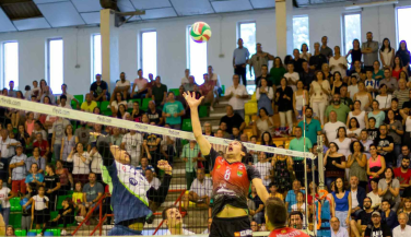 Comienzo a lo grande para el Voley Textil Santanderina