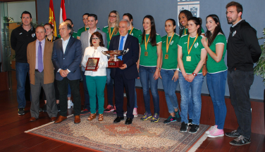 Naturhouse Ciudad de Logroño recibido por el Presidente de la Rioja