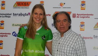 Nette Touminen presentada como nueva jugadora de Naturhouse Ciudad de Logroño
