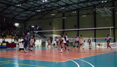 Extremadura Badajoz CPV se lleva el derbi regional en el desempate ante Extremadura Arroyo