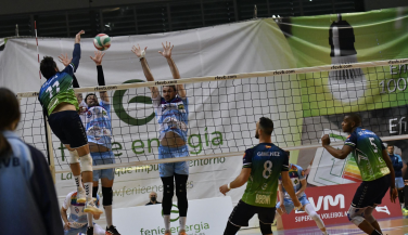 El Feníe Energía Mallorca Volei Palma se lleva el primer asalto de los cuartos de final ante Río Due