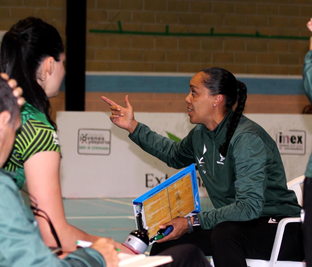 Flavia Lima renueva con Extremadura Arroyo y anuncia un cambio 