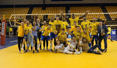 CV Guaguas frena la racha del Unicaja Costa de Almería