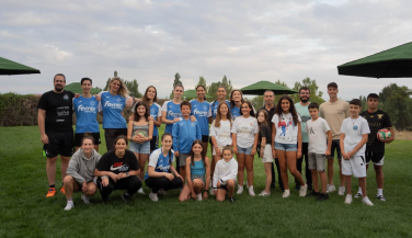 El OCISA Haro Rioja Vóley acerca el voleibol a Zarratón