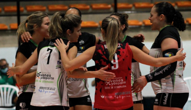 El nuevo Extremadura Arroyo de Flavia Lima ya carbura y derrota 3-1 a un gran Sestao