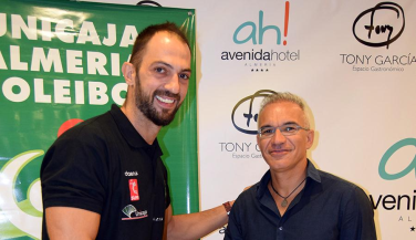 Unicaja Almería presenta a Israel Rodríguez