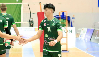 Marco Carreño da el salto definitivo al primer equipo de Unicaja Costa de Almería