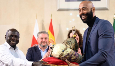 El Rey Baltasar recompensa el amor de Moisés Cezar hacia Almería