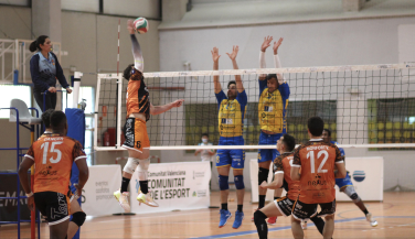 El grueso de la plantilla que logró el ascenso renueva con el Léleman Conqueridor Valencia
