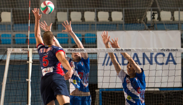 Los equipos llamados a liderar los grupos ya muestran sus credenciales en Superliga masculina 2