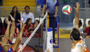 Jornada de victorias locales en la Superliga masculina 2