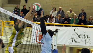 Unicaja Almería doblega en tres sets a Río Duero San José 