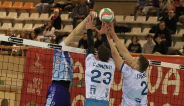 Emocionante sábado de triunfos locales en la Superliga Masculina