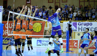 Contundentes triunfos por la vía rápida en la quinta jornada de Superliga Masculina