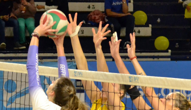 Feel Volley Alcobendas vence a Aguere Tenerife 23