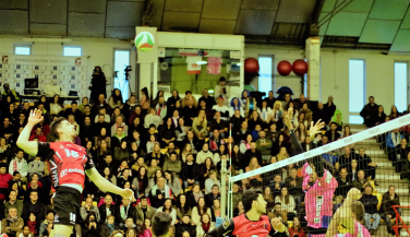 Can Ventura Palma no da opción a Voley Textil Santanderina 0-3