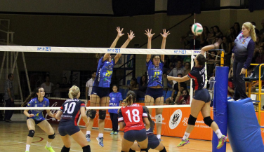 Universidad de Granada sufre para ganar a Mairena Voley