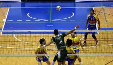Triunfo de Unicaja Almería 3-0 sobre Ushuaïa Ibiza Voley