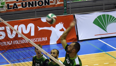 Unicaja Almería bate 3-0 a Cajasol Juvasa