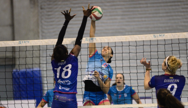 Fígaro Peluqueros Haris derrota a Haro Rioja Voley 3-1
