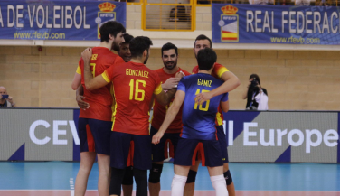 La selección masculina inicia el bilateral ante Turquía con derrota. 