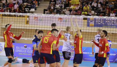 España disputará las semifinales tras vencer 3-0 a Túnez