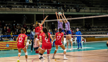 El Avarca de Menorca se lleva el tie break en un emocionante partido ante el Barça CVB 