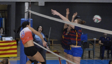 Ajustada derrota del CVB Barça ante del Feel Volley Alcobendas por 2 a 3