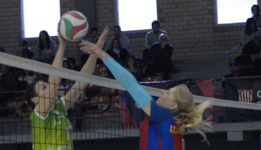 Ajustada derrota del CVB Barça frente al lider invicto