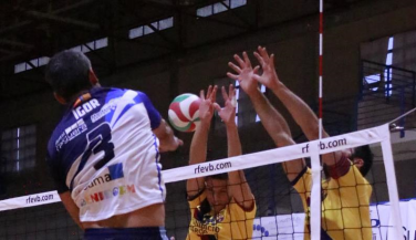 Barça Voleibol y Voleibol Dumbría, campeones de Invierno en la SM2