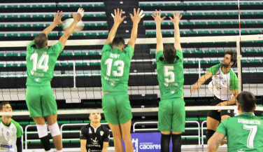 Almendralejo se lleva el derbi en un precioso partido 