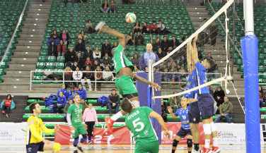 Emevé cede su primer punto en la vuelta de la Superliga Masculina 2