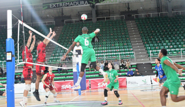 Extremadura Grupo Laura Otero se lleva el derbi en el desempate