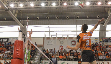 CAI Voleibol Teruel impide el triunfo almeriense y fuerza el cuarto encuentro 