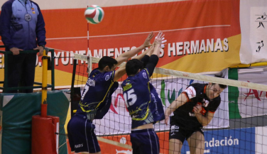 Fundación Cajasol Juvasa Voley consigue plantar cara al CAI Teruel pese a la derrota