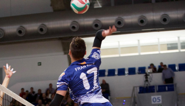 Victorias para Unicaja Almería y Can Ventura Palma en disputadísimos partidos del playoff de SVM