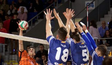 Los favoritos buscan la final de SVM por la vía rápida