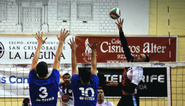 Los favoritos mantienen su ventaja en los dos grupos de la Superliga Masculina 2