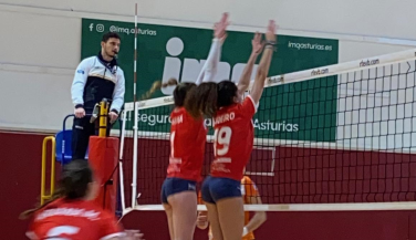 El líder Santa Cruz Cuesta Piedra se lleva los tres puntos de Gijón