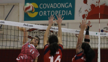 Gran remontada de Universidad de Valladolid para llevarse el triunfo de Gijón