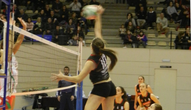 Voley Ciutat CIDE remonta en Sant Cugat en un gran partido