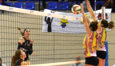DSV CV Sant Cugat y Tenerife Santa Cruz dan un paso adelante en el playoff de Superliga femenina 2