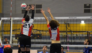 Voleibol Dumbría vence 3-1 a Calasancias Coruña 