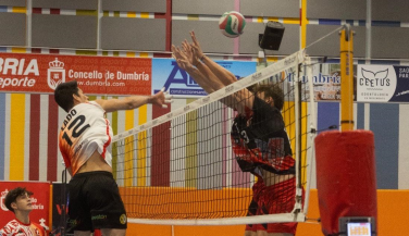 Voley Dumbría supera a Galdakao Boleibol Taldea en un vibrante encuentro