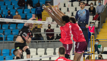 Arenal Emevé  coge el gusto a las semanas de tres partidos